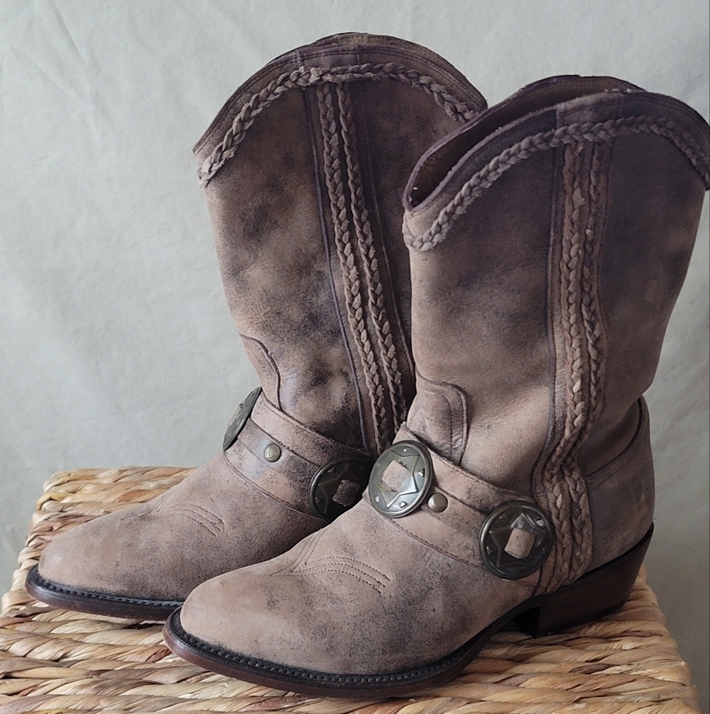 Matisse Brown Heeled Boots - Picture 2 of 7